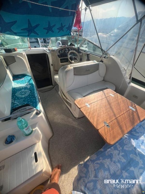 Rinker Fiesta Vee 242