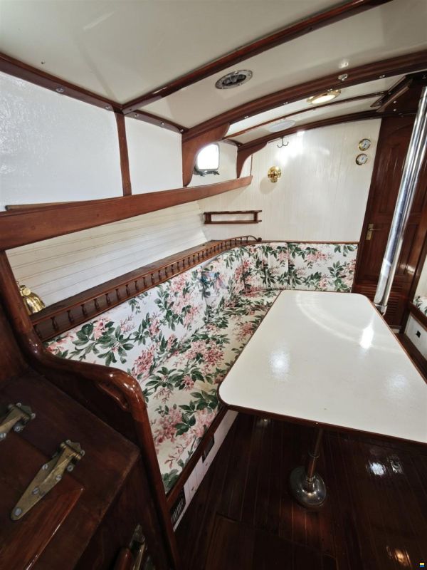Bluewater Yachts Vagabond 42