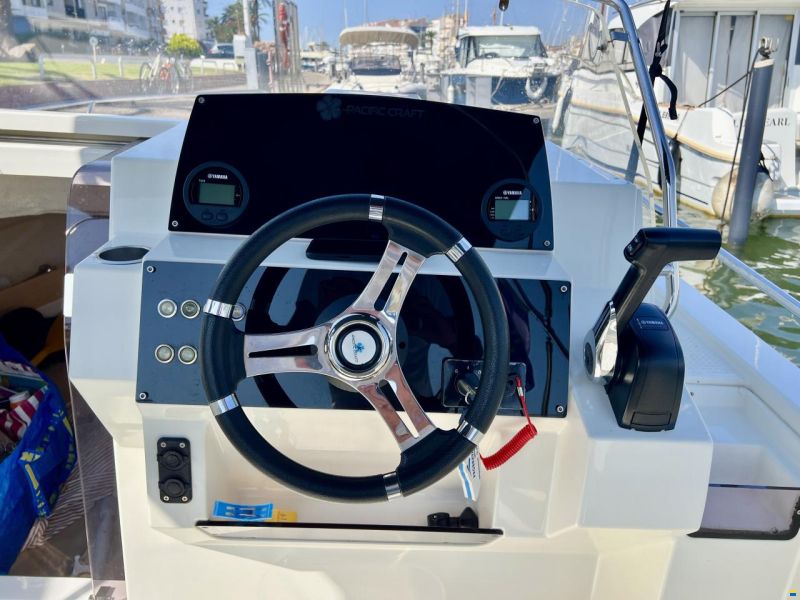 Pacific Craft 630 Sun Cruiser