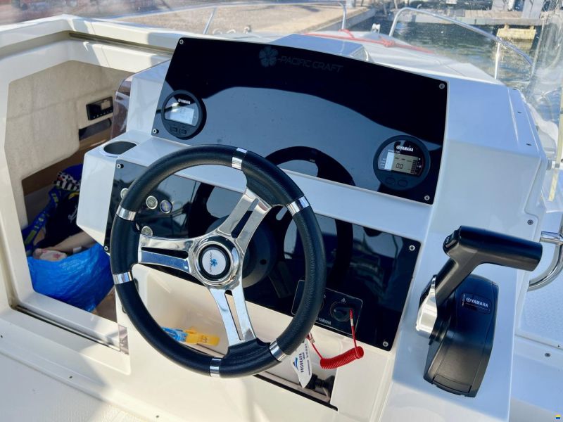Pacific Craft 630 Sun Cruiser