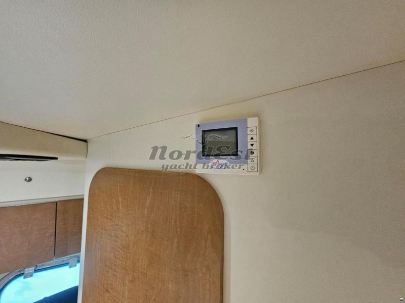 Ferretti 39