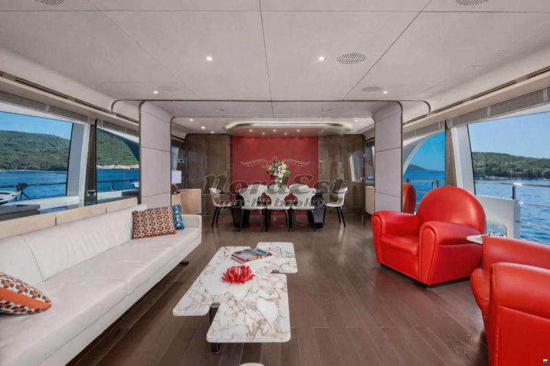 Azimut Grande 30 (3 cabins)