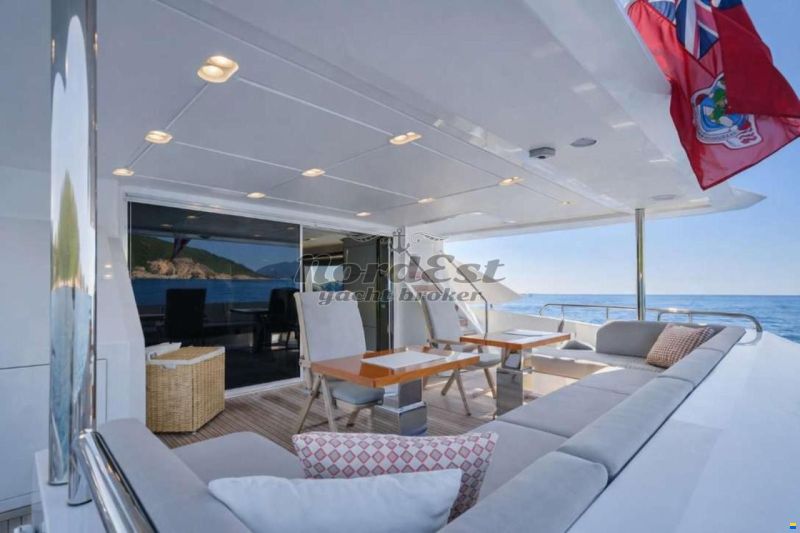 Azimut Grande 30 (3 cabins)
