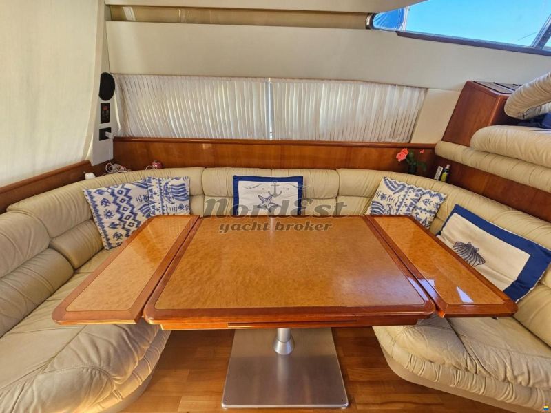 Ferretti 430