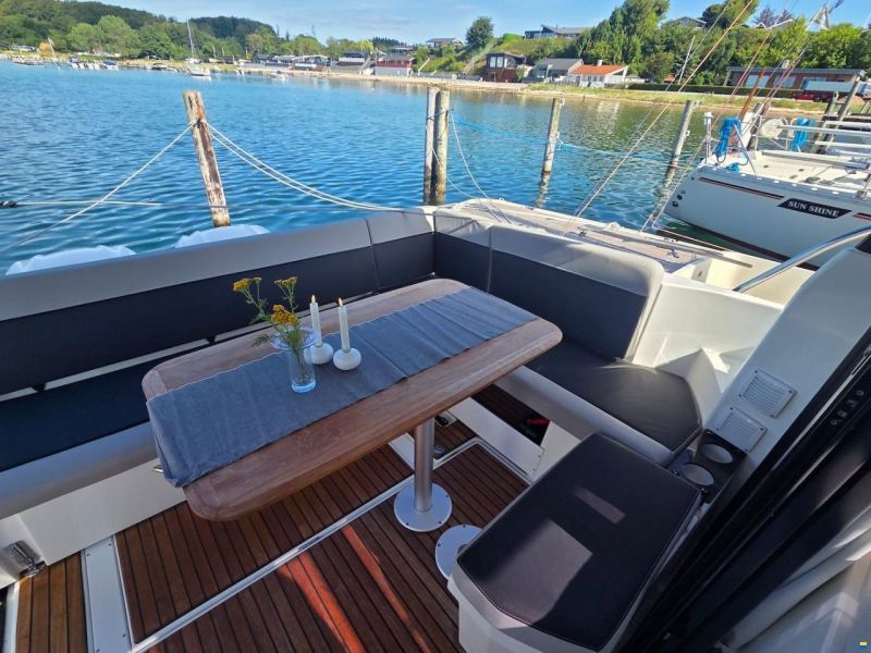 Jeanneau Merry Fisher 1095 Cruiser
