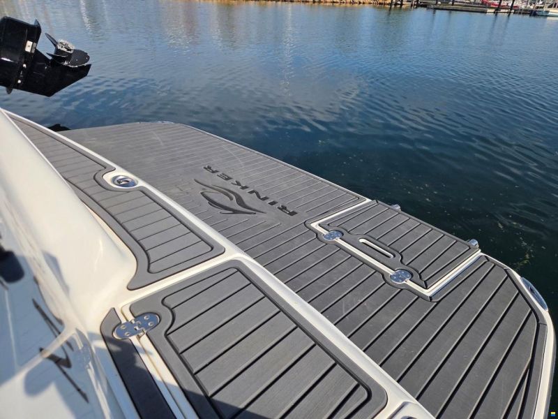 Rinker 230 Atlantic