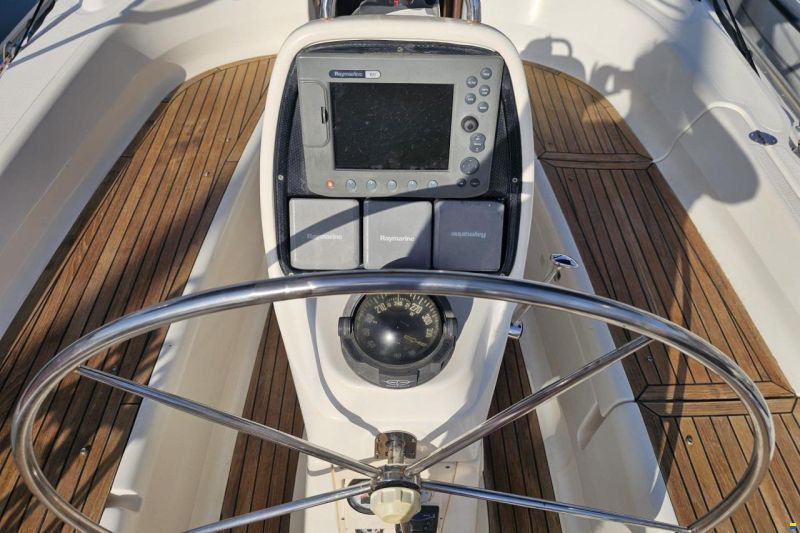 Bavaria Cruiser 35