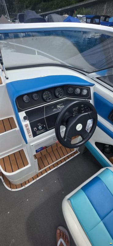 Monterey 206 SCR