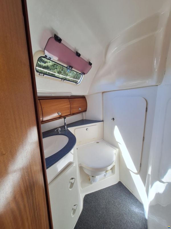 Bavaria 32
