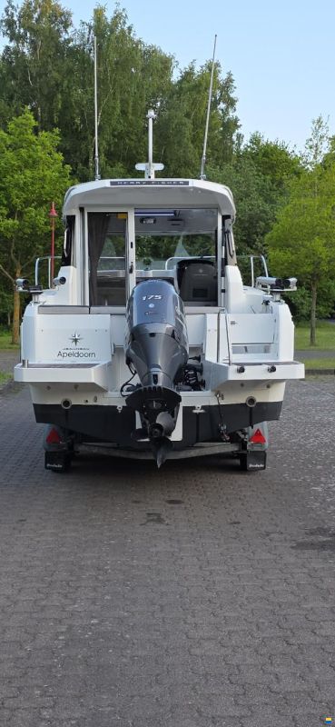 Jeanneau Merry Fisher 695