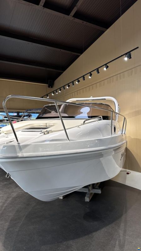 Saver 650 Cabin