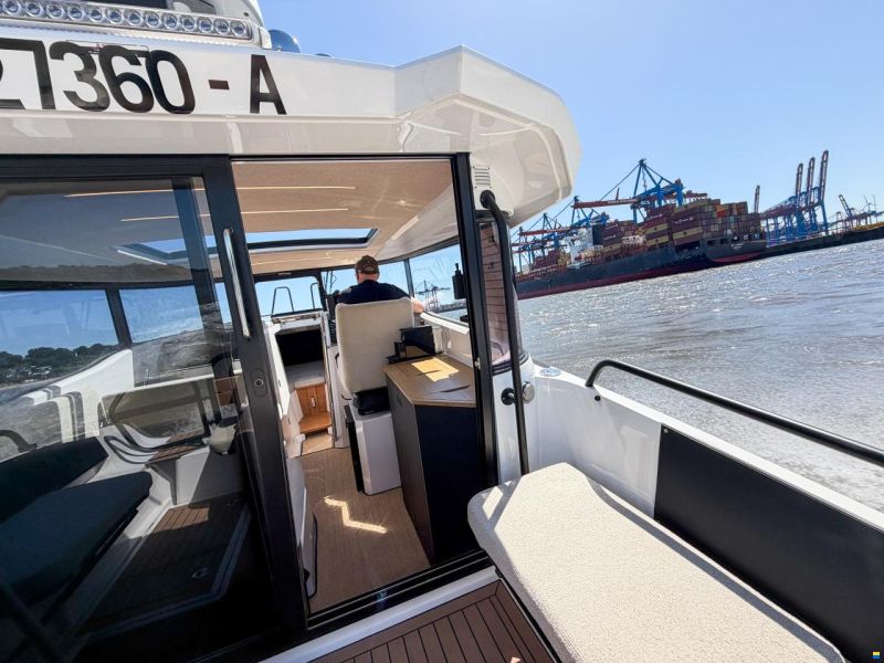 XO Boats EXPLR 10 SPORT+