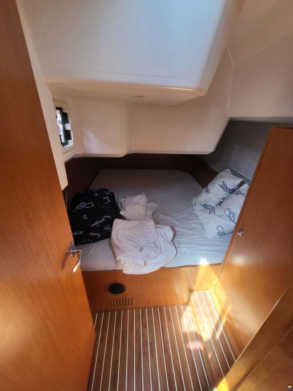 Bavaria C42