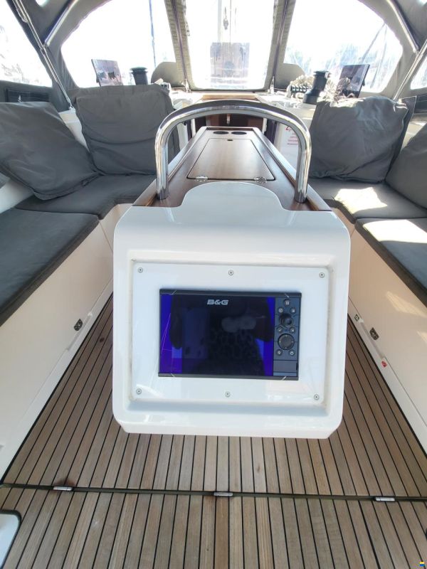 Bavaria C42