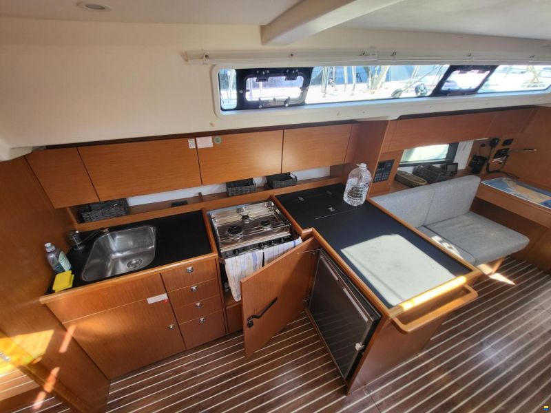 Bavaria C42