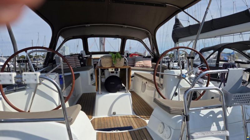 Jeanneau Sun Odyssey 42DS MK II 2011