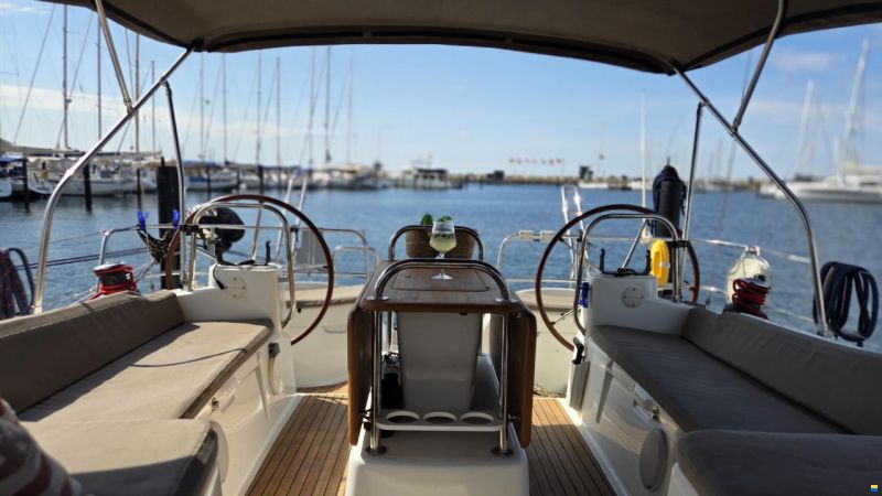 Jeanneau Sun Odyssey 42DS MK II 2011