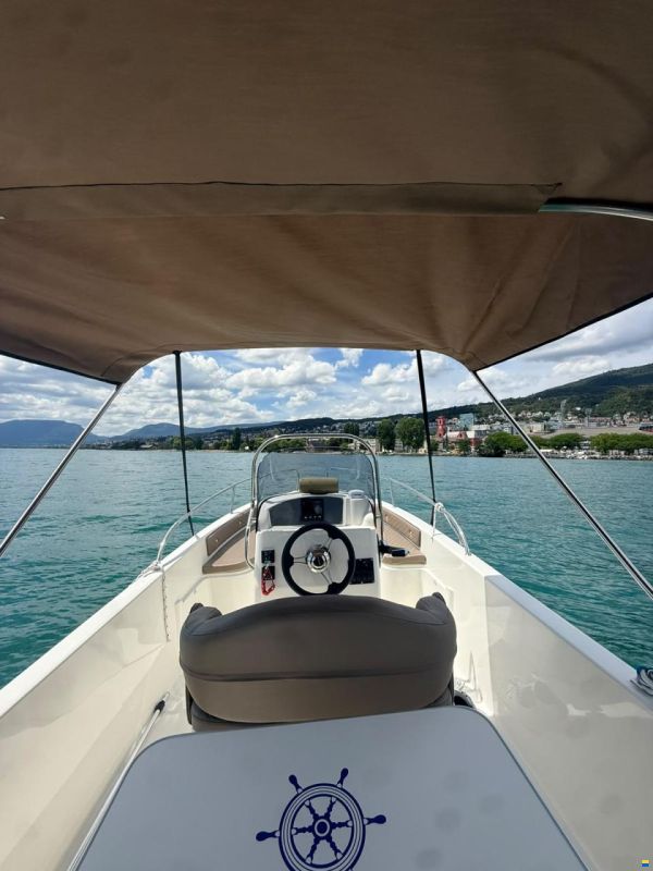 Karel Ithaca 550