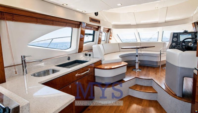 Sea Ray 505 FLY SEDAN BRIDGE
