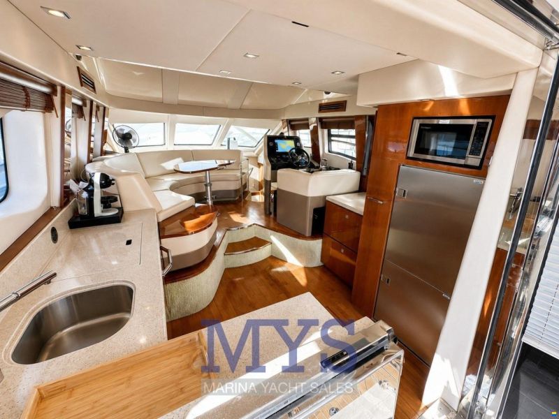 Sea Ray 505 FLY SEDAN BRIDGE