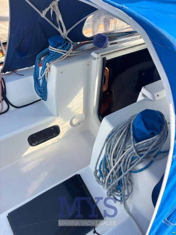 X-Yachts X 382