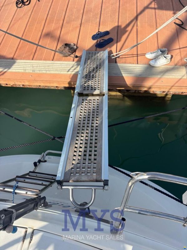 X-Yachts X 382