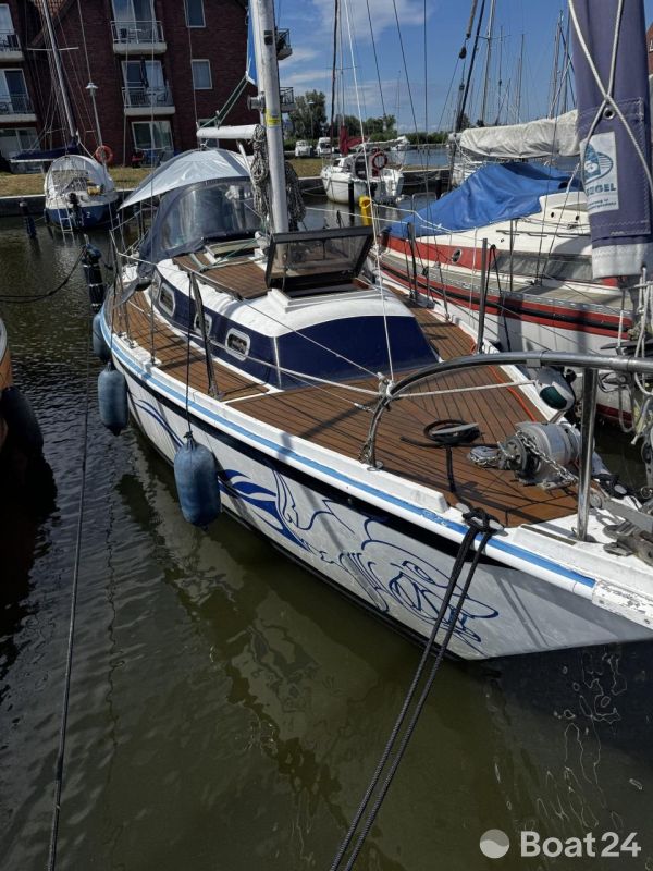 Ericson 29