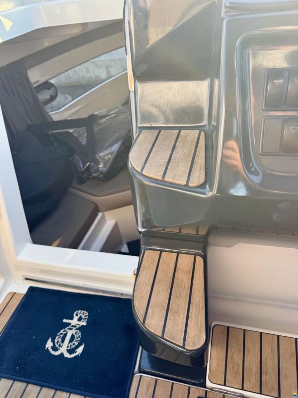 Quicksilver Activ 755 Cruiser