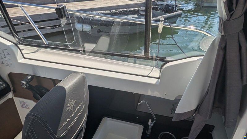 Jeanneau MERRY FISHER 695