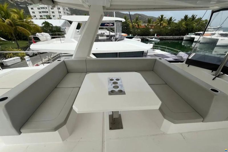 Leopard 46 Powercat
