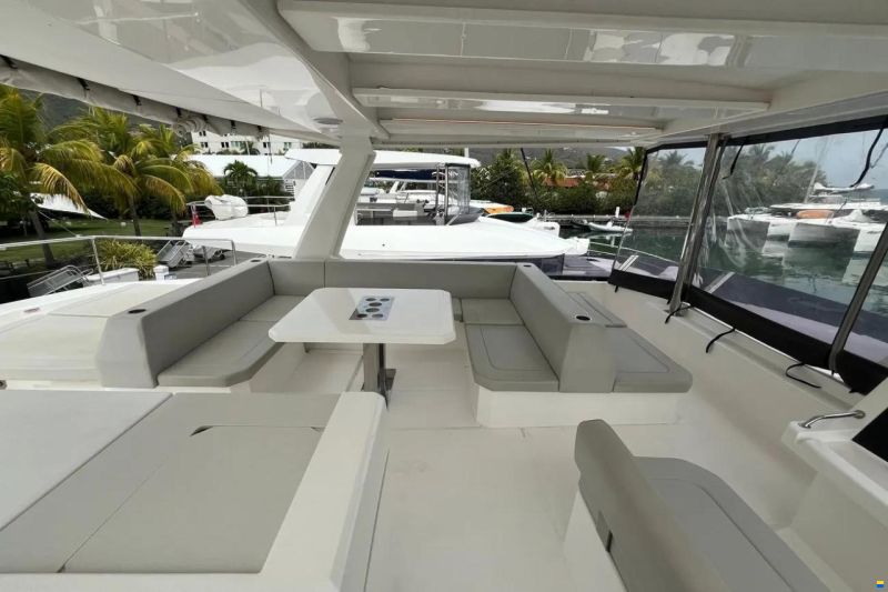 Leopard 46 Powercat