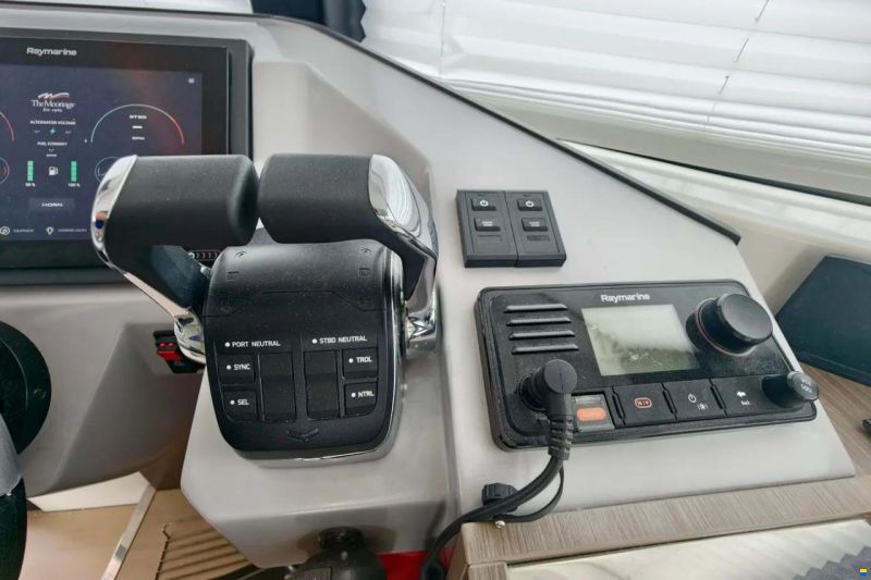 Leopard 46 Powercat