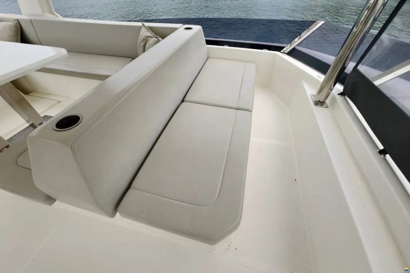 Leopard 46 Powercat