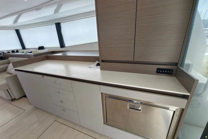Leopard 46 Powercat