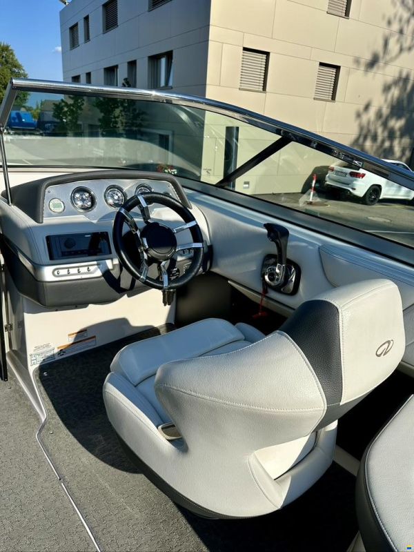 Regal 2300