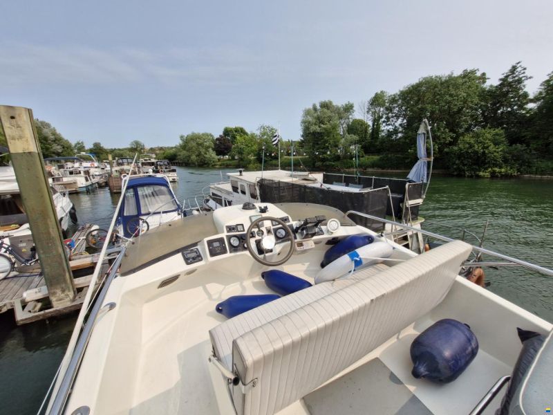 Sealine 305 Statesman