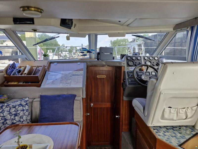 Sealine 305 Statesman