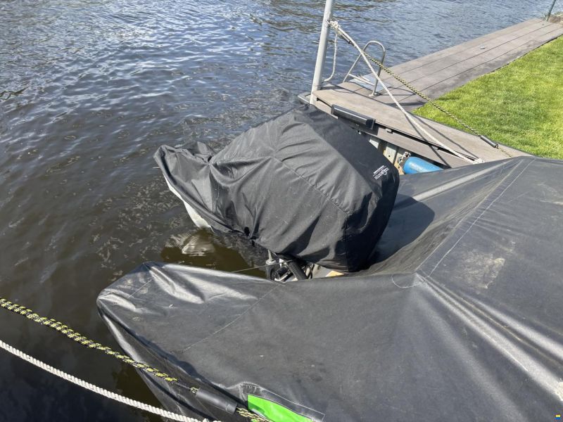 Quicksilver Activ 805 Cruiser
