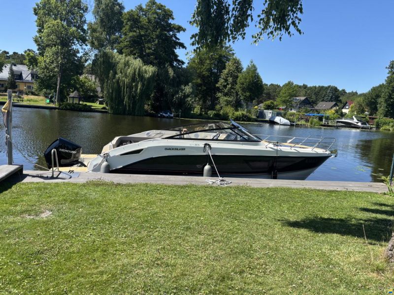 Quicksilver Activ 805 Cruiser