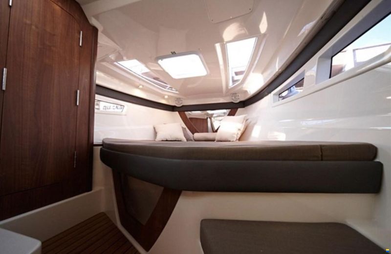 Quicksilver Activ 805 Cruiser