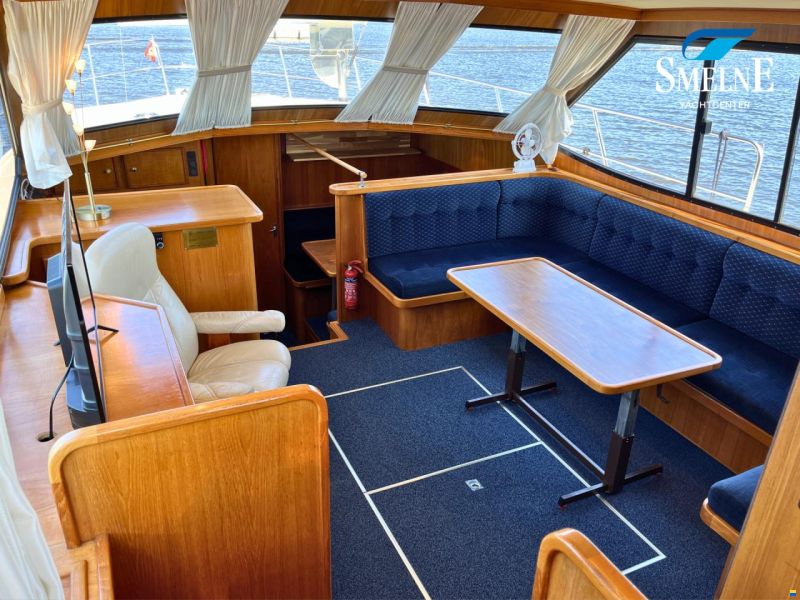 Roukema Explorer 44