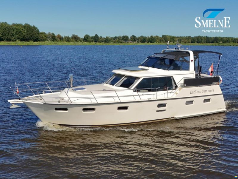 Roukema Explorer 44