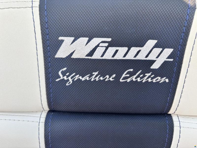 Windy 26 Kharma Signature Edition