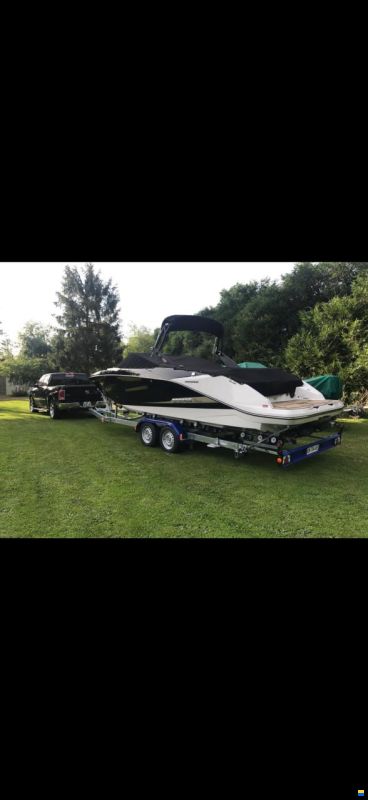 Scarab 255 platinium HO