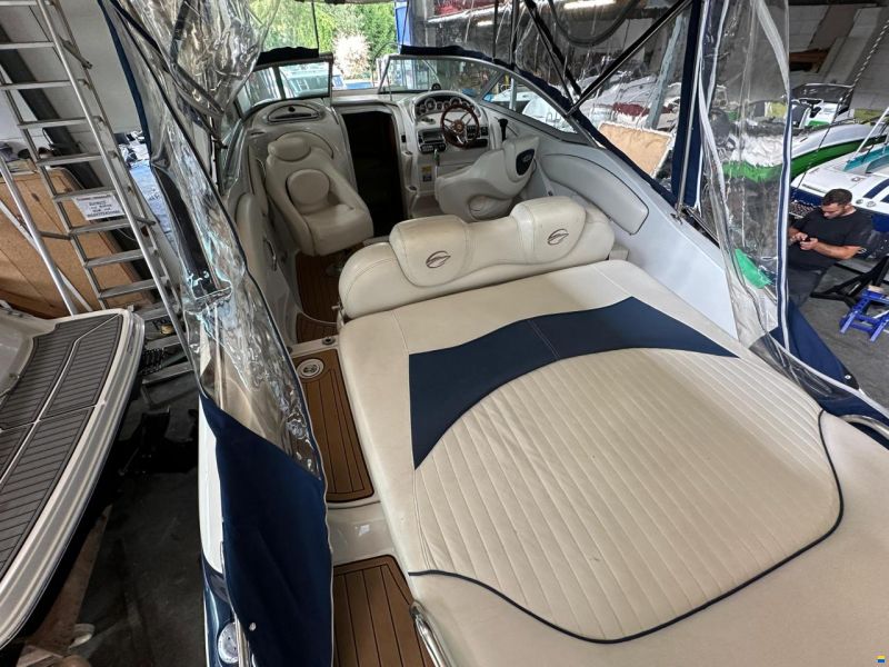 Crownline 255