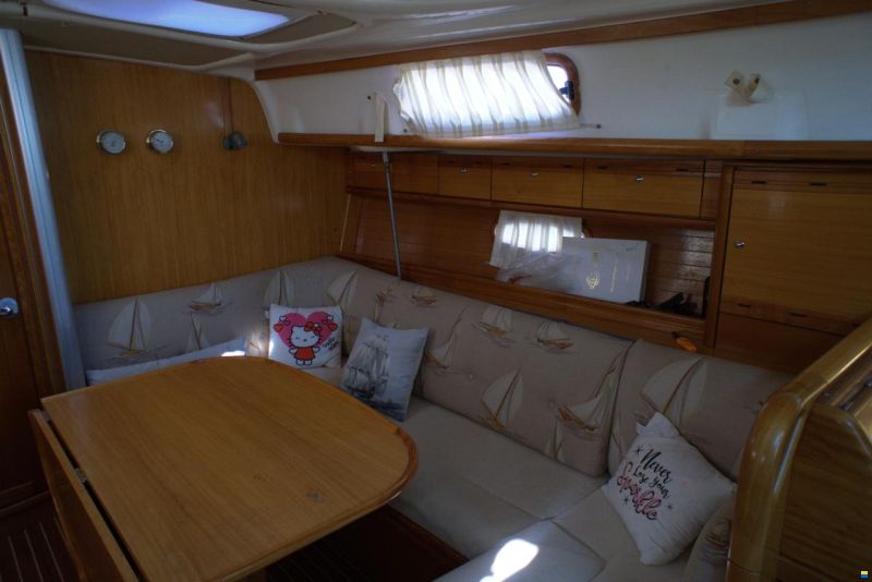 Bavaria 37 CRUISER