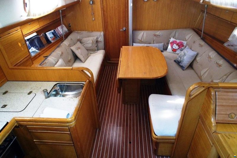 Bavaria 37 CRUISER