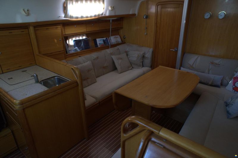 Bavaria 37 CRUISER
