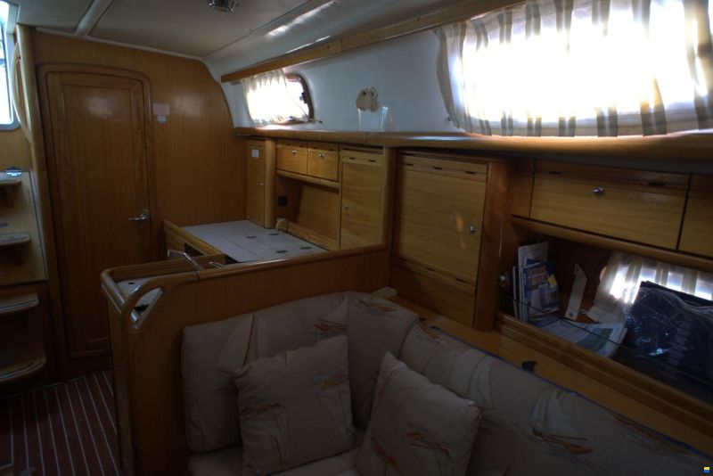 Bavaria 37 CRUISER