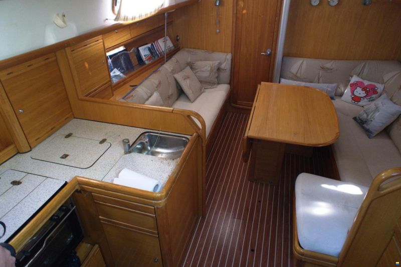 Bavaria 37 CRUISER